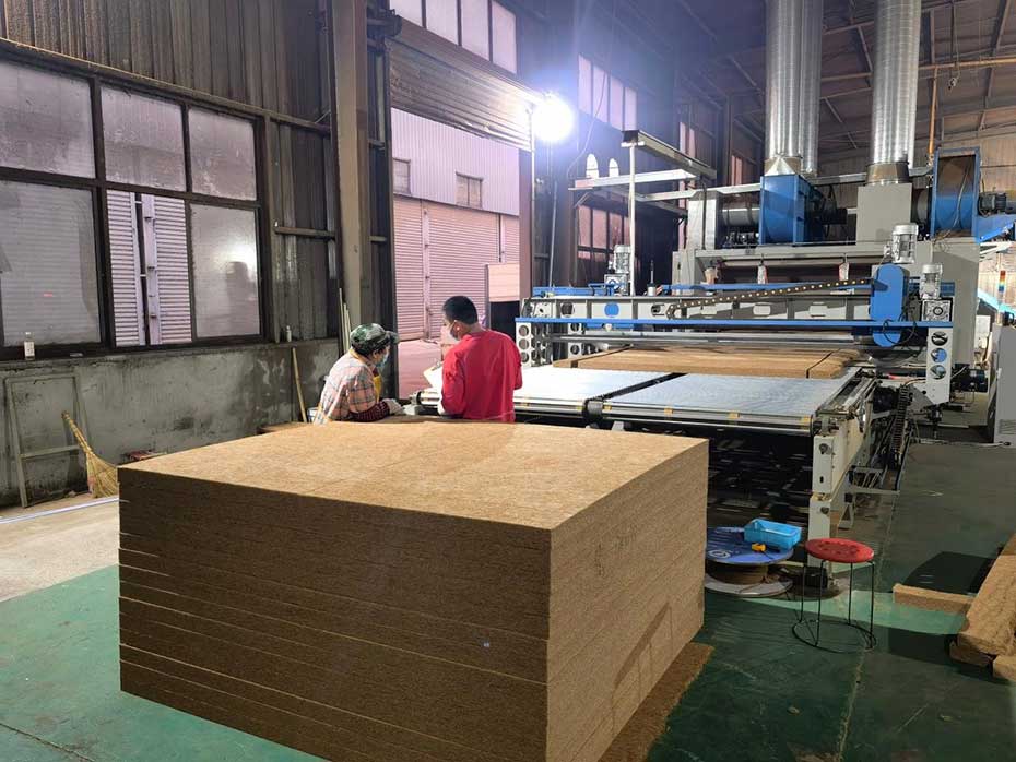 3D环保椰棕床垫生产线